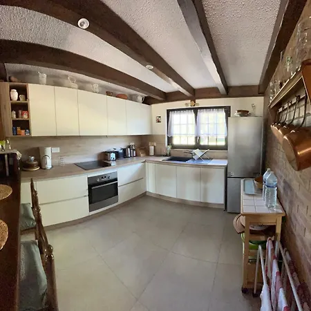 Maison Avec Jardin, Vue Sur Le De *